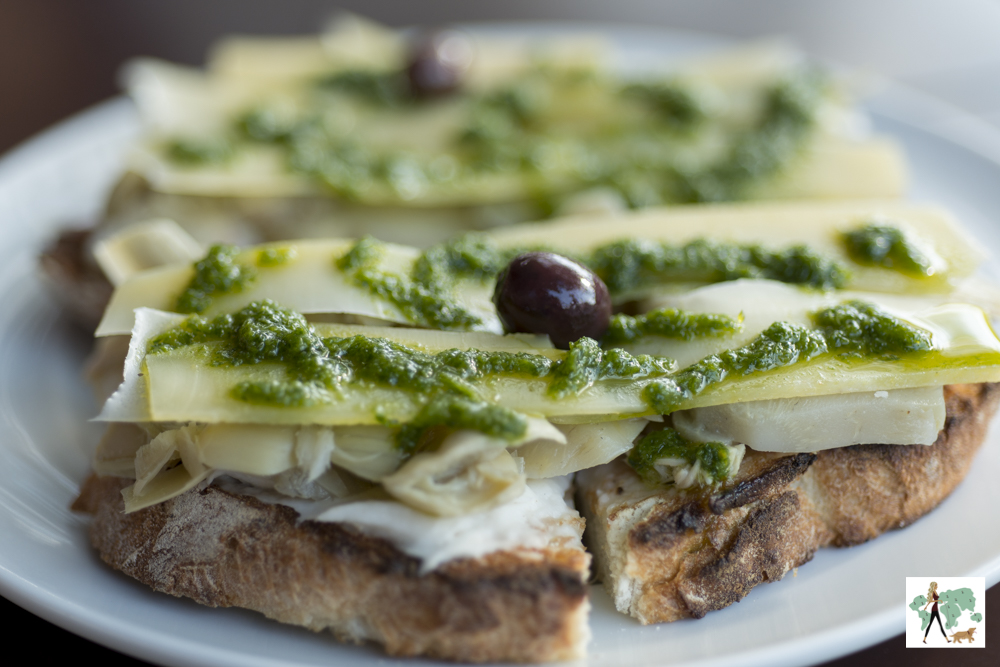 bruschetta de alcachofra