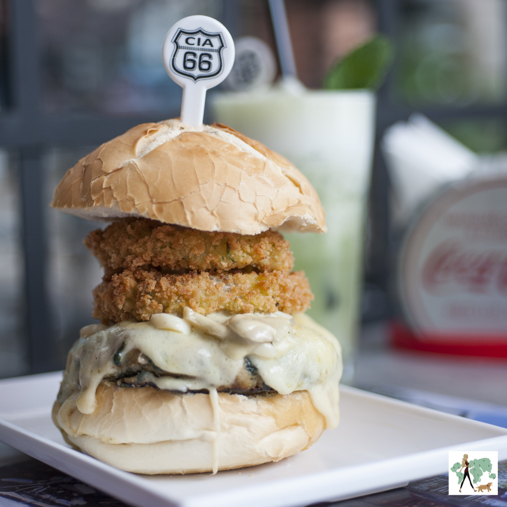 10 hamburguerias pet friendly em SP 10 hamburguerias pet friendly em SP