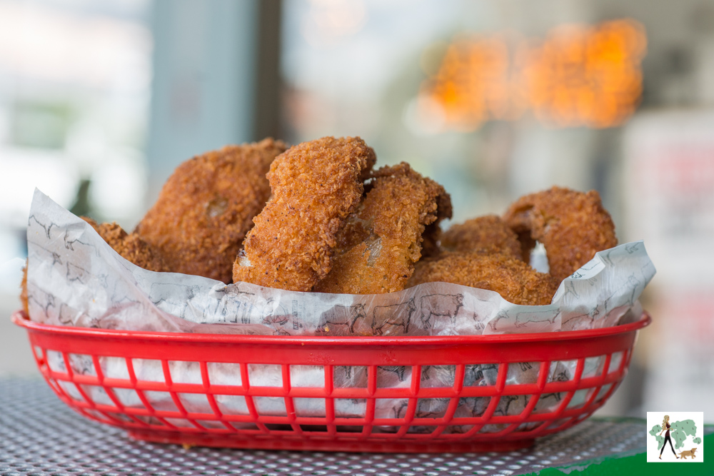 Meats é pet friendly cebolas empanadas