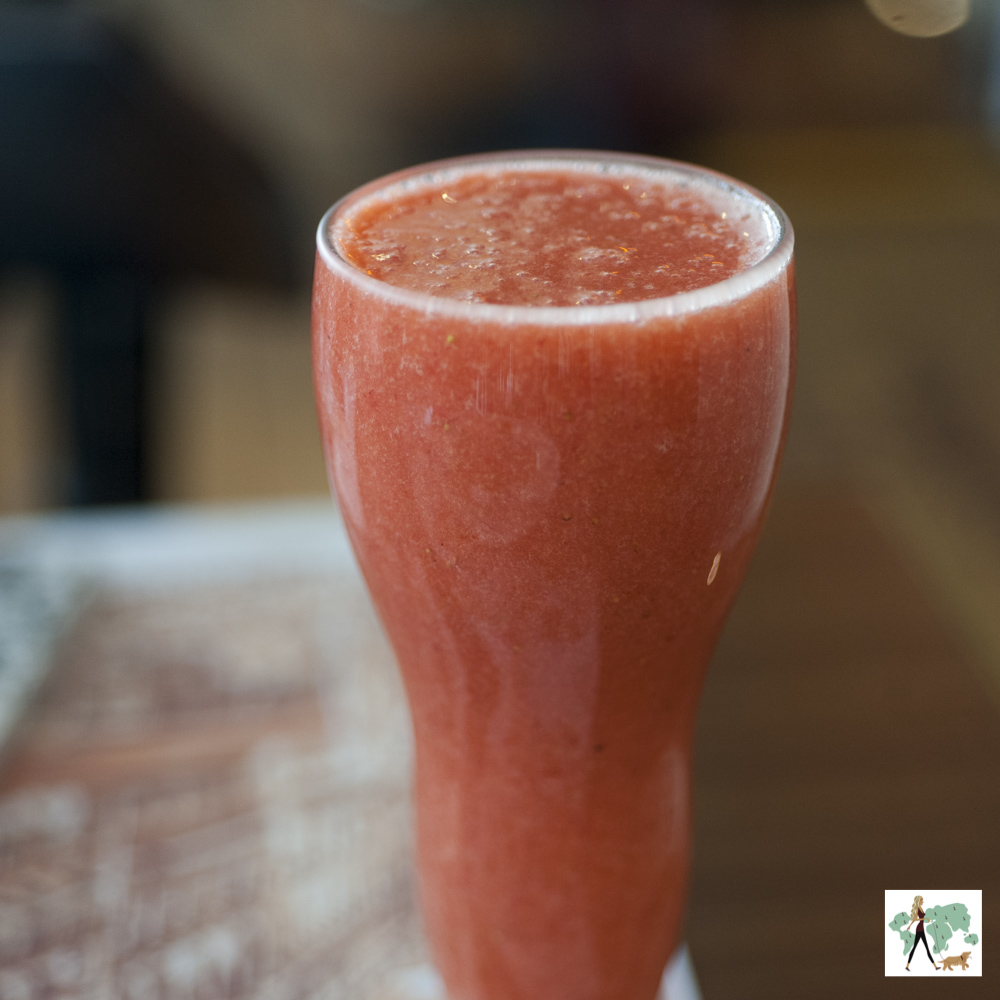 Paris 6 do Jardim Pamplona é pet friendly suco de frutas