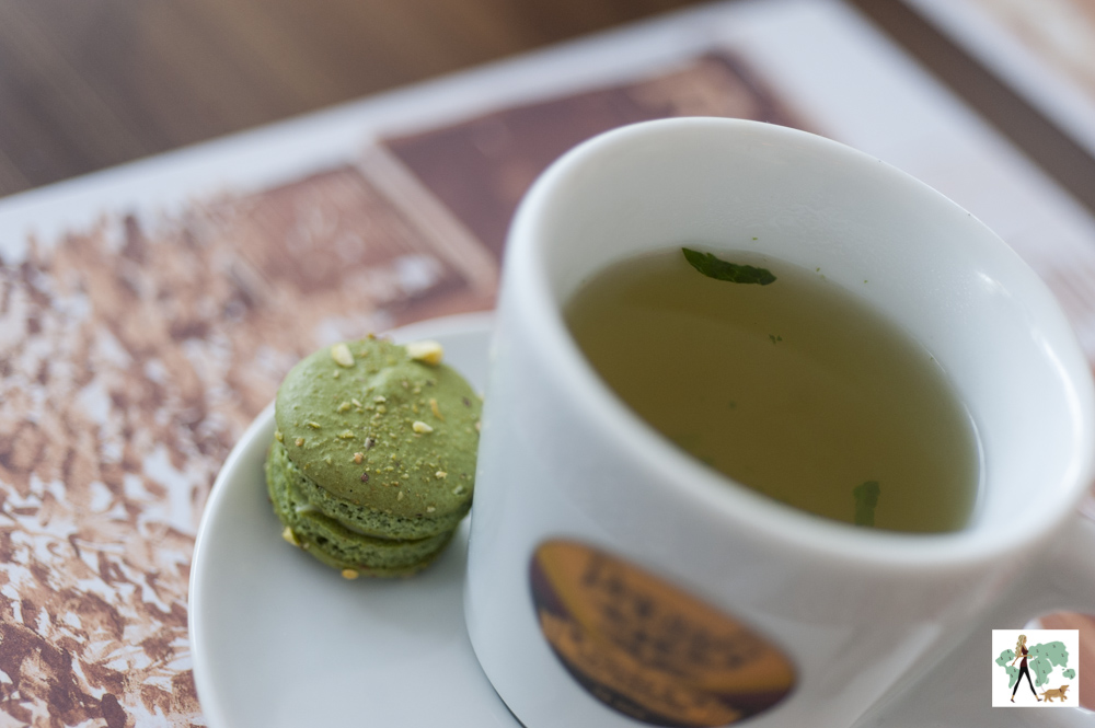 chá e macaron